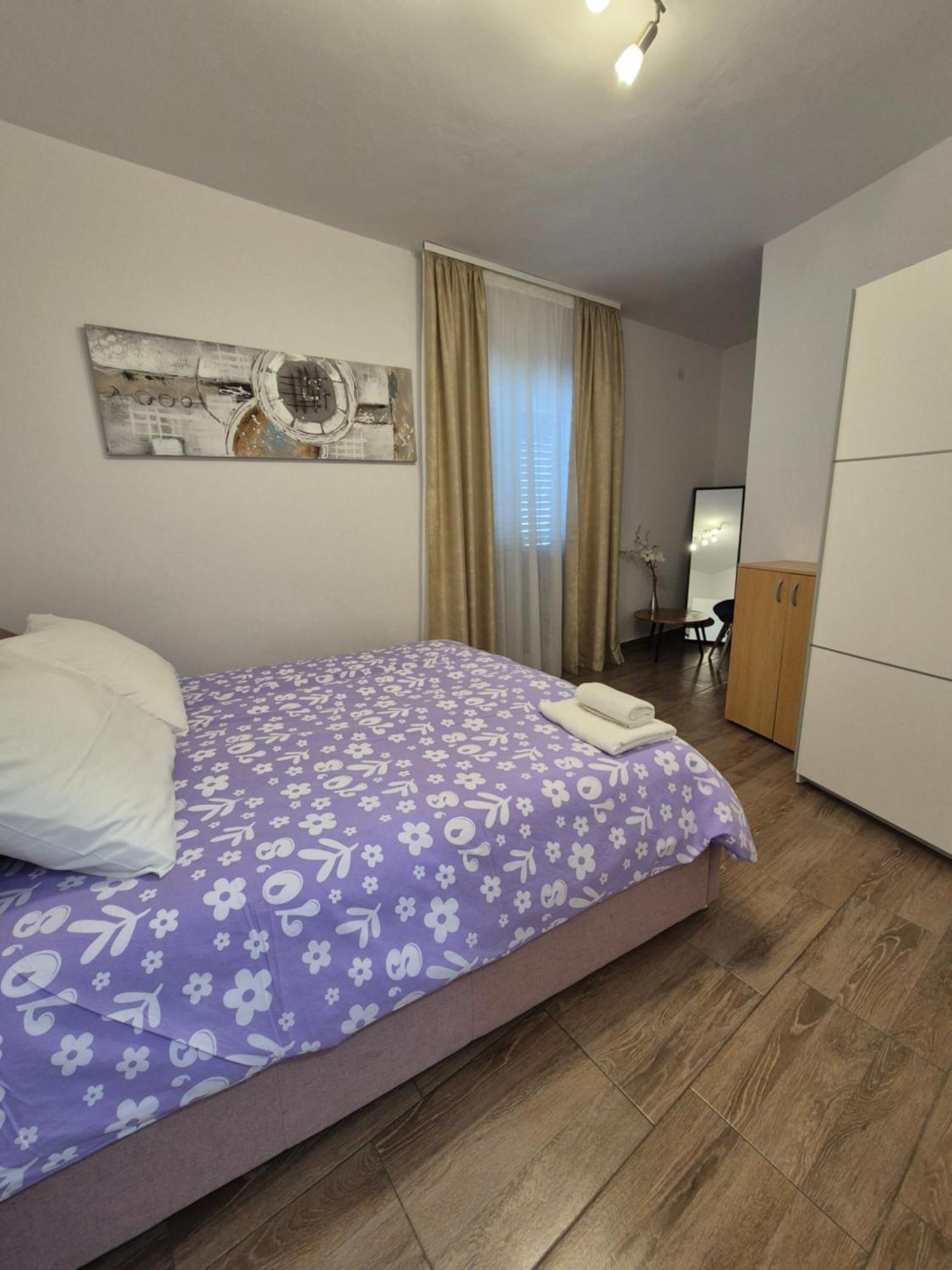 Apartman Smoljic 4+2 Primošten Zewnętrze zdjęcie